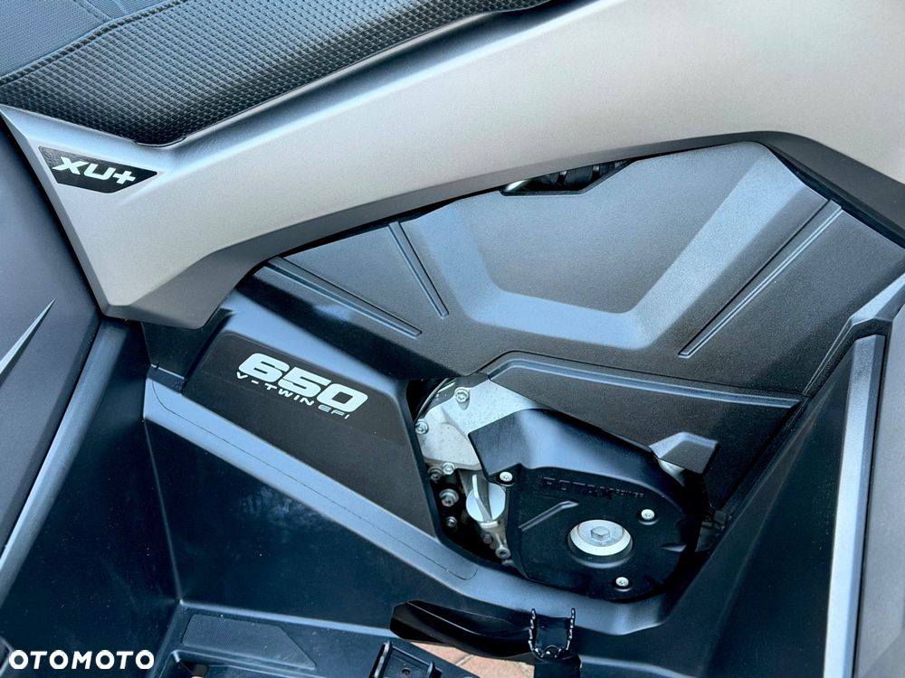 Can-Am Outlander - 10