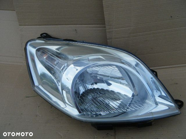 FIAT NEMO BIPPER FIORINO QUBO LAMPA PRAWY PRZÓD =EU EUROPA