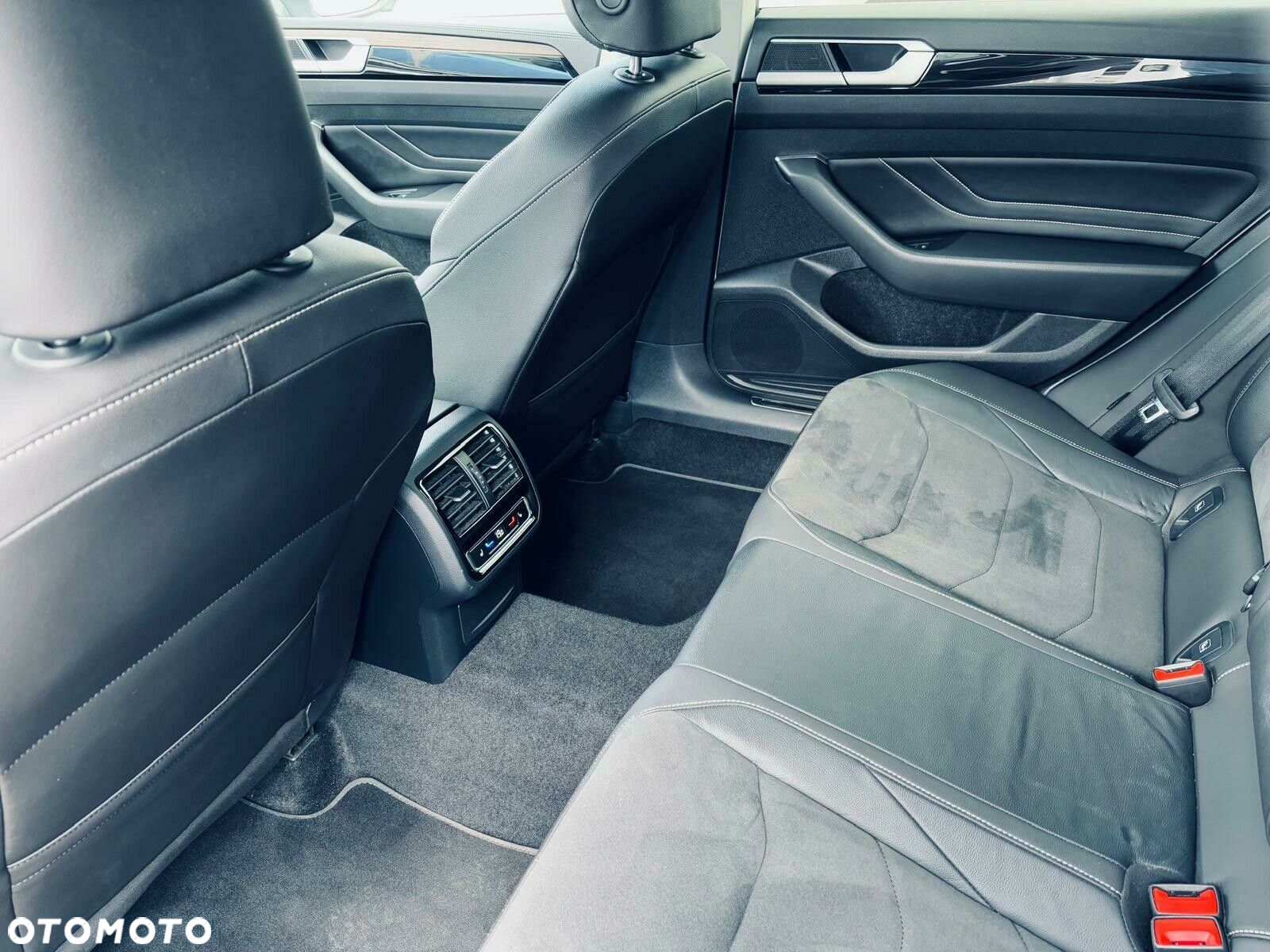 Volkswagen Arteon 2.0 TDI Elegance DSG - 16