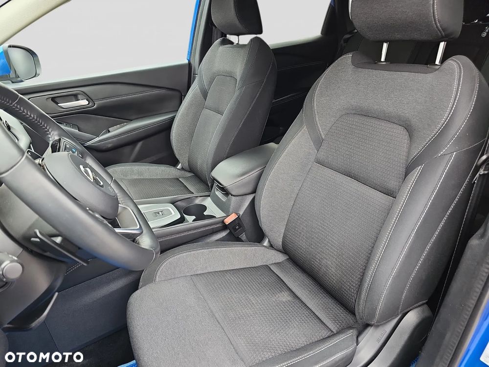 Nissan Qashqai 1.3 DIG-T MHEV N-Connecta Xtronic - 17