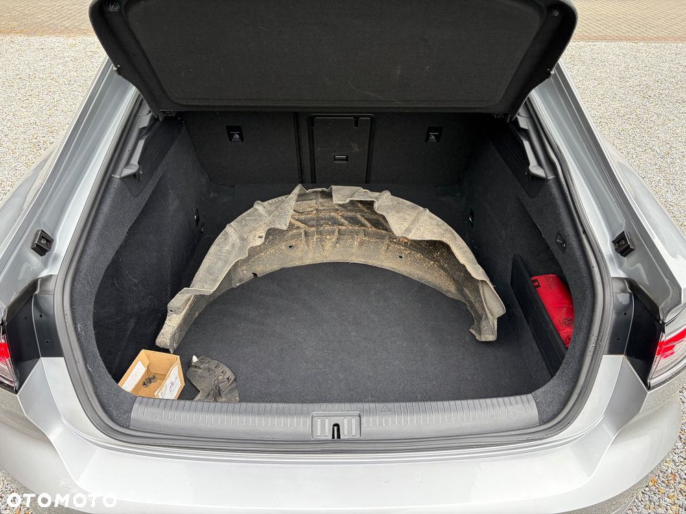 Volkswagen Arteon 2.0 TDI 4Motion R-Line DSG - 9