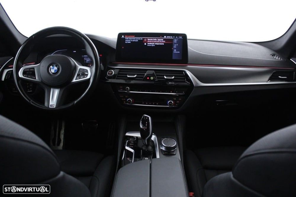 BMW 520 d Pack Desportivo M Auto - 17