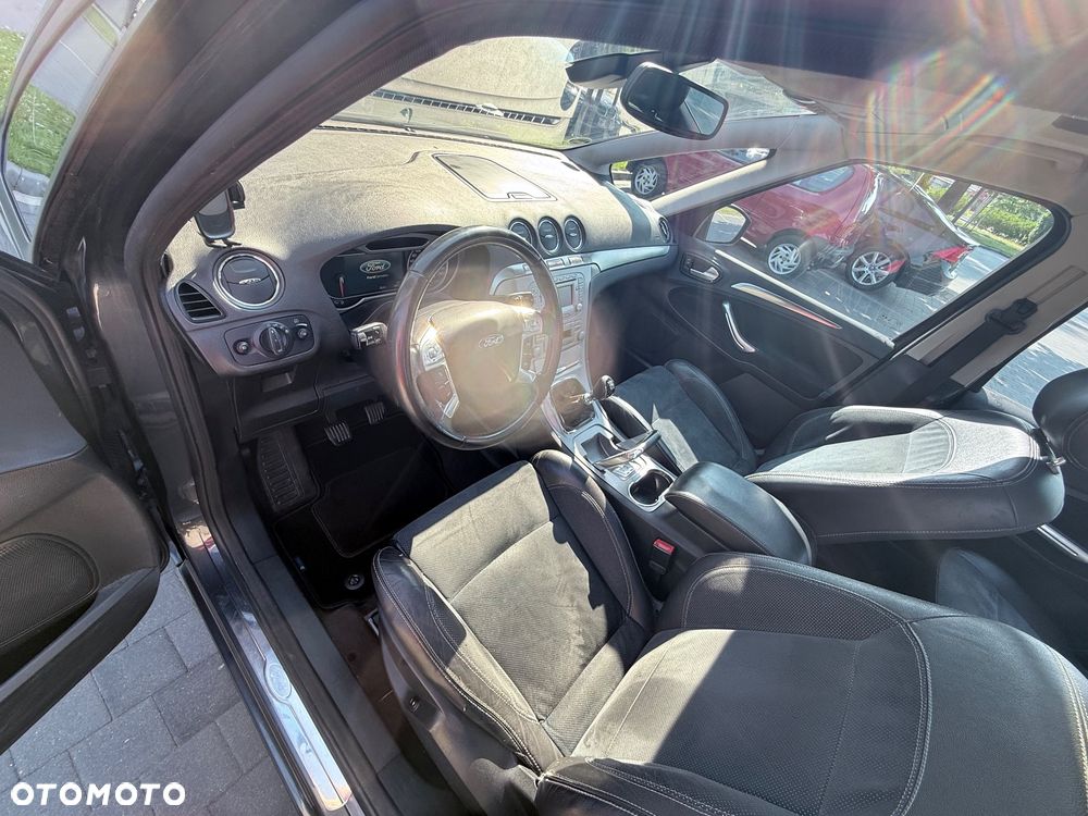 Ford S-Max 2.0 TDCi Titanium - 17