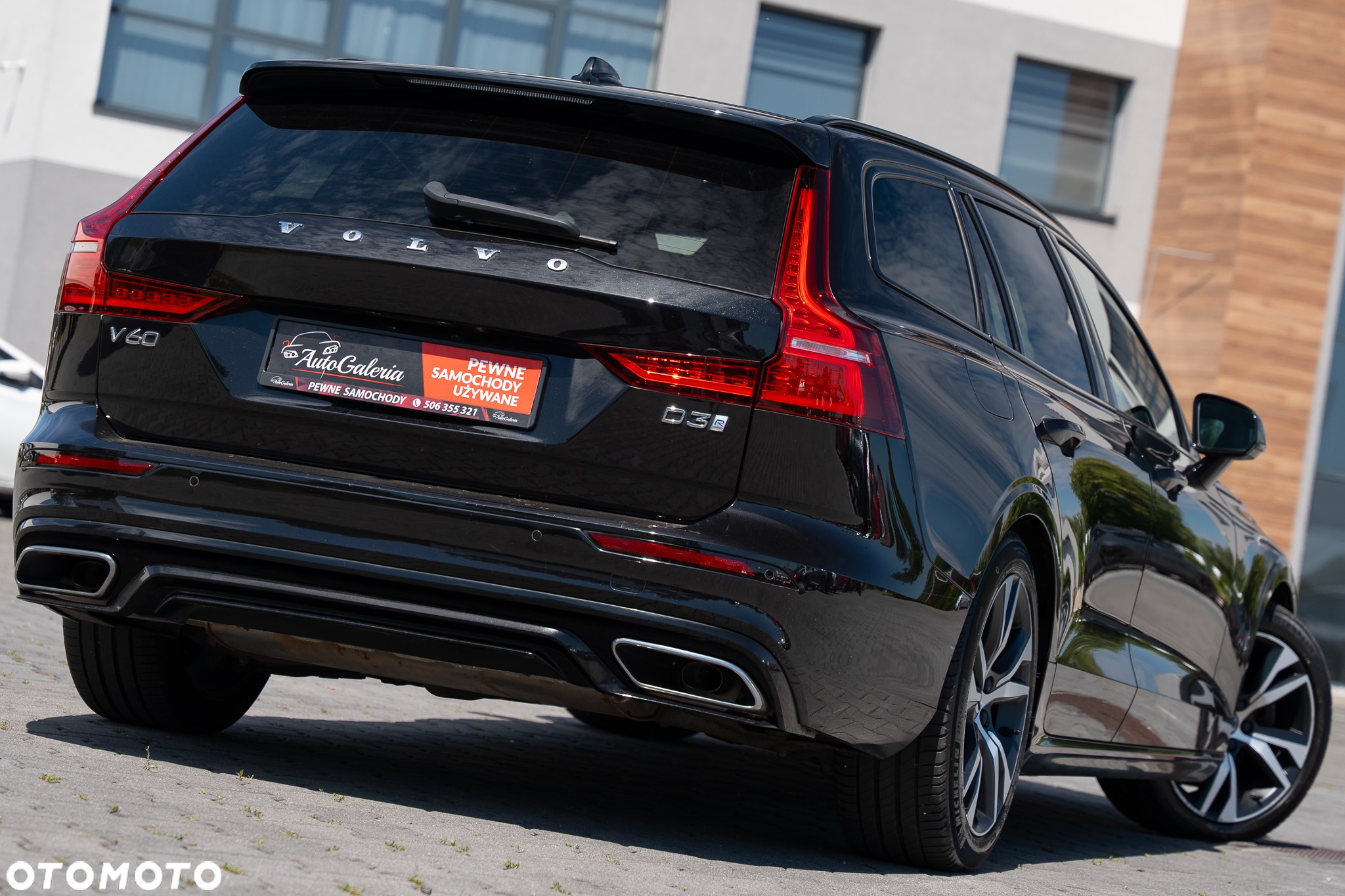 Volvo V60 D3 Geartronic R-Design - 9