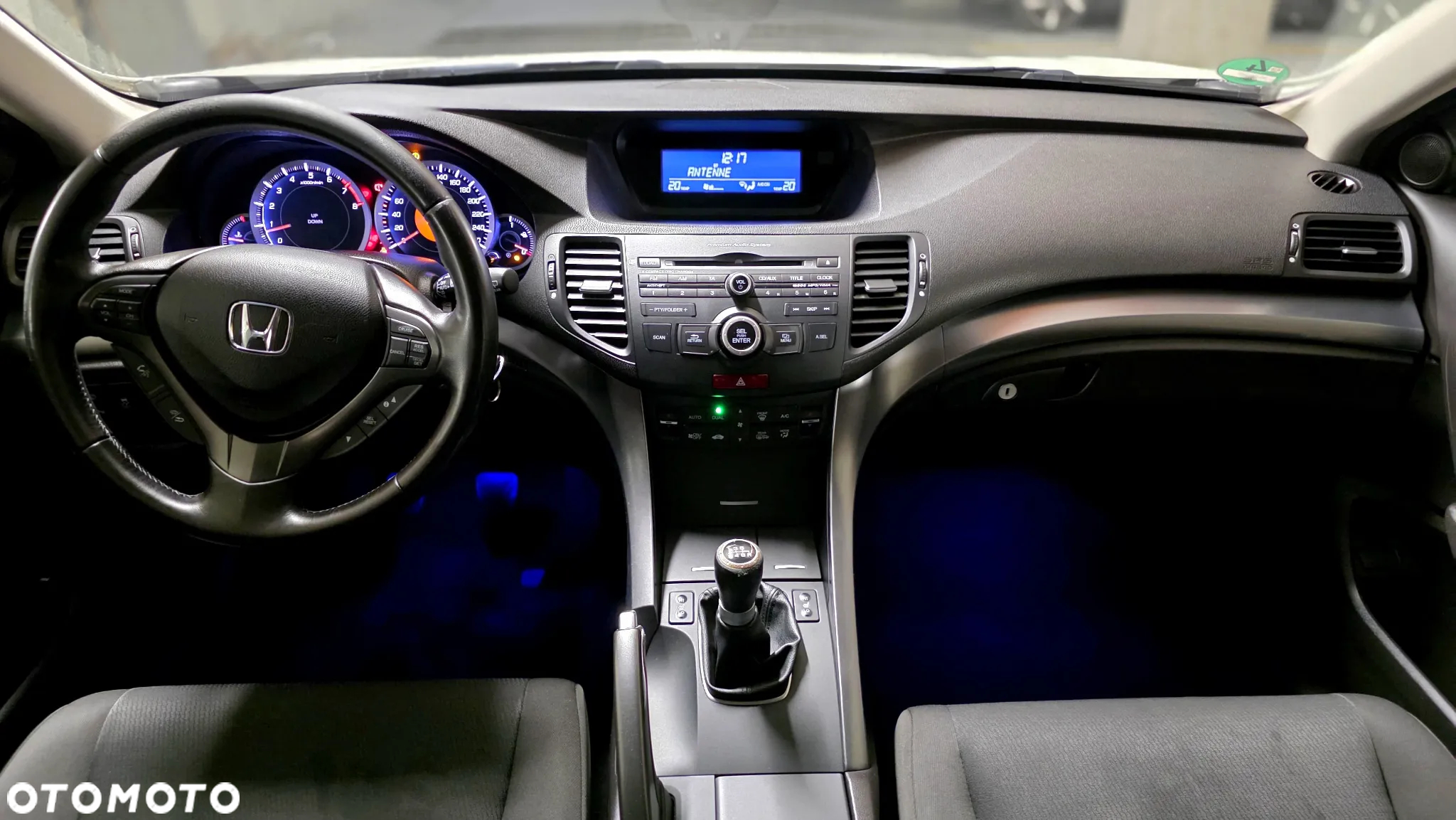 Honda Accord 2.0 Lifestyle - 10