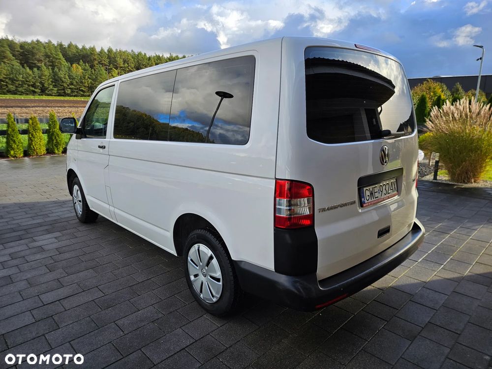 Volkswagen Transporter Caravelle Edition - 3