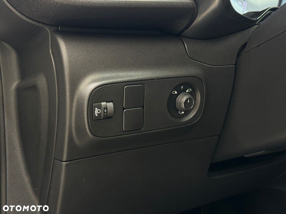 Citroën C3 1.2 PureTech Max - 21