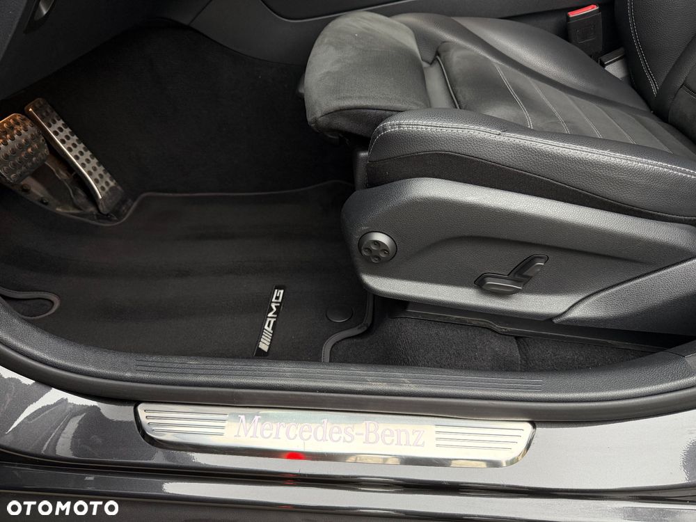 Mercedes-Benz GLC 220 d 4Matic 9G-TRONIC AMG Line - 21