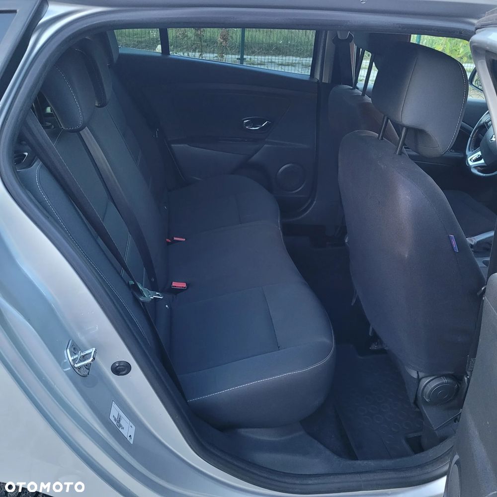 Renault Megane 1.5 dCi Limited - 13