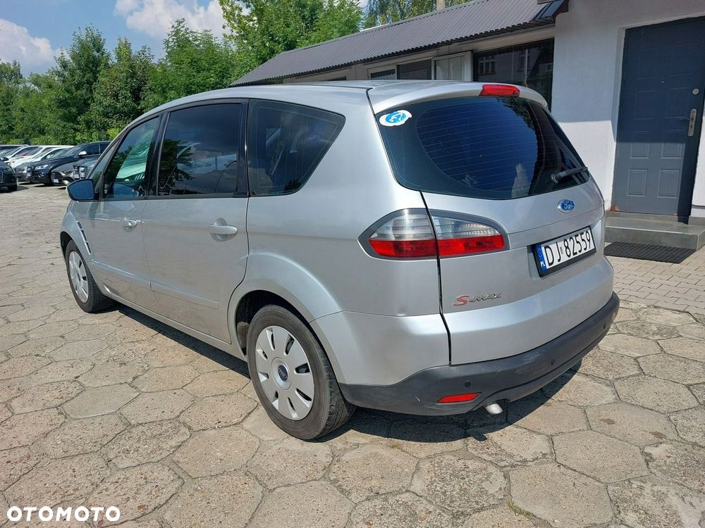 Ford S-Max - 9