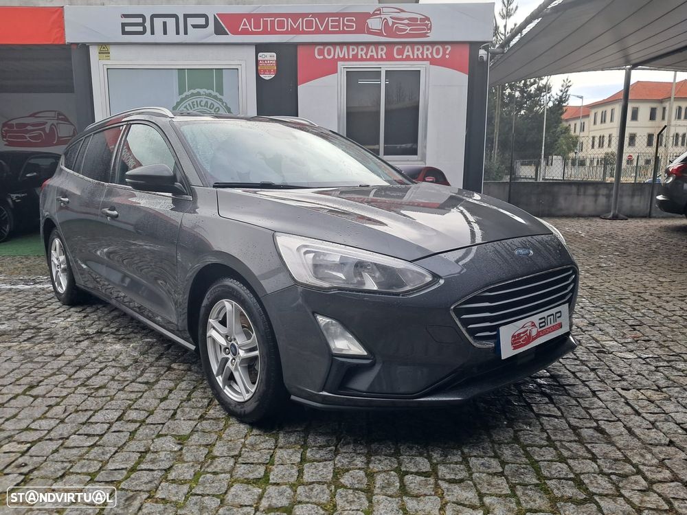 Ford Focus SW 1.5 TDCi EcoBlue Vignale - 6