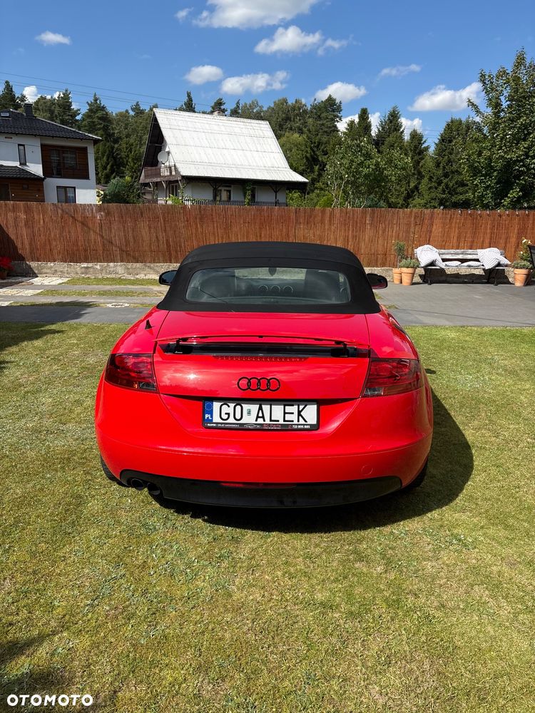 Audi TT Roadster - 10