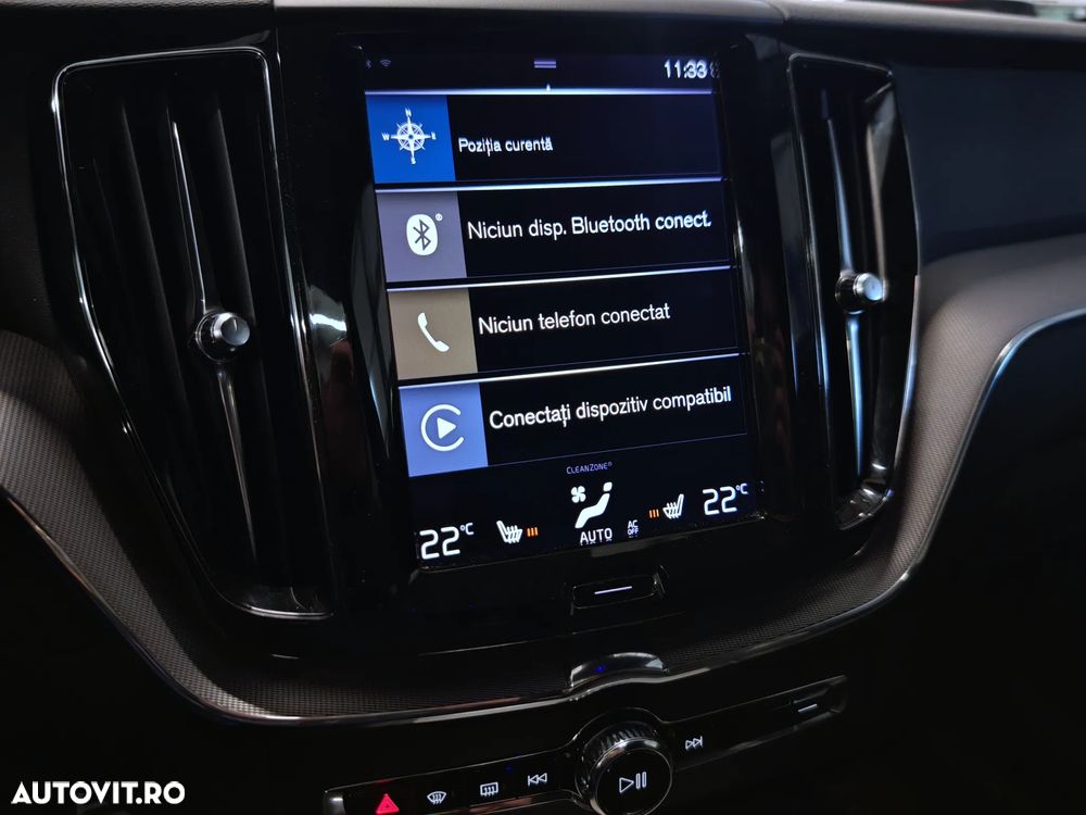 Volvo XC 60 B5 MHEV AWD R-Design - 25