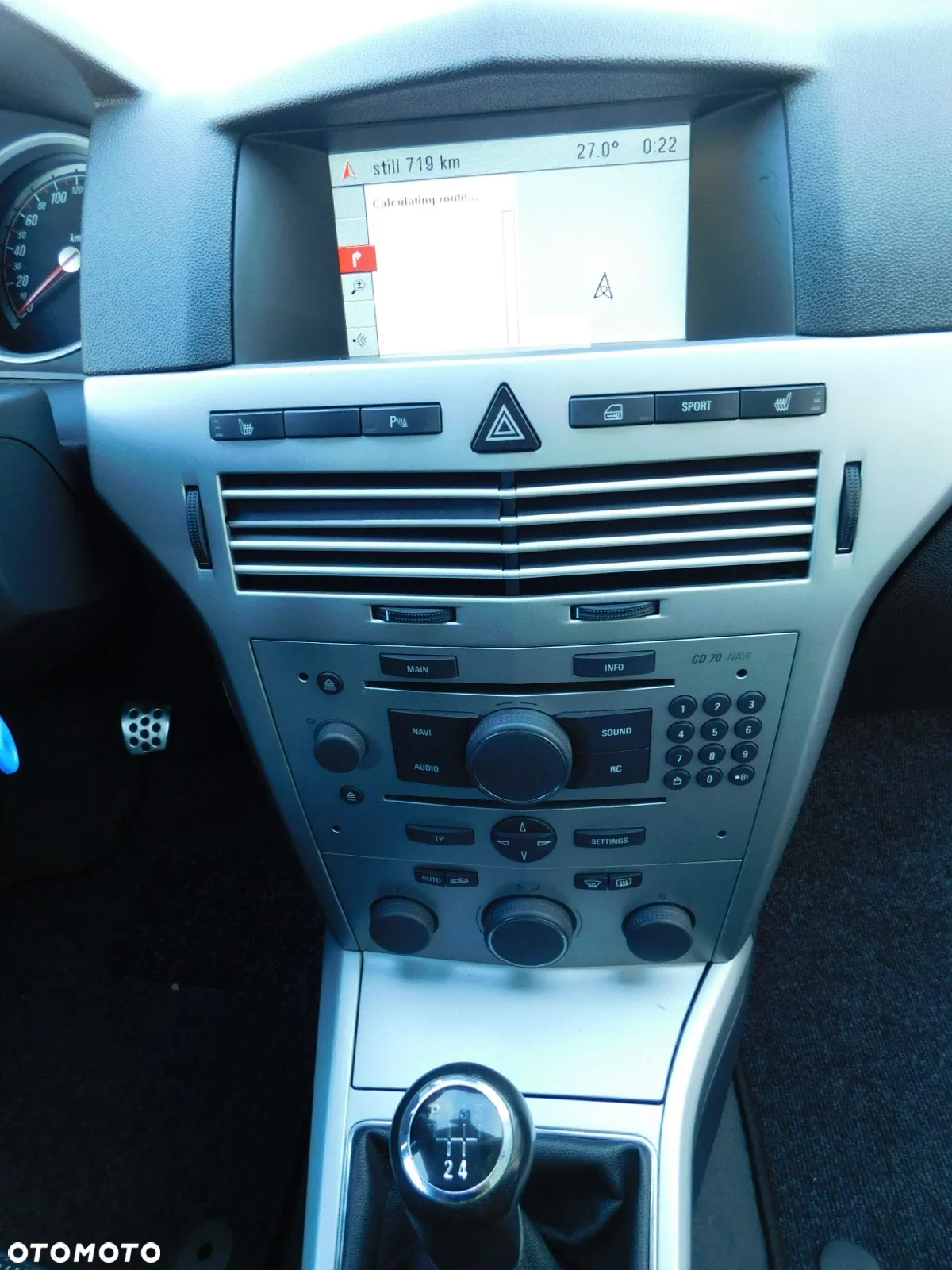 Opel Astra GTC 1.8 Cosmo - 17