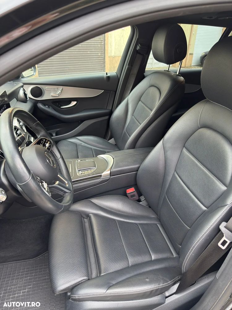 Mercedes-Benz GLC 300 4MATIC 9G-TRONIC AMG Line - 4