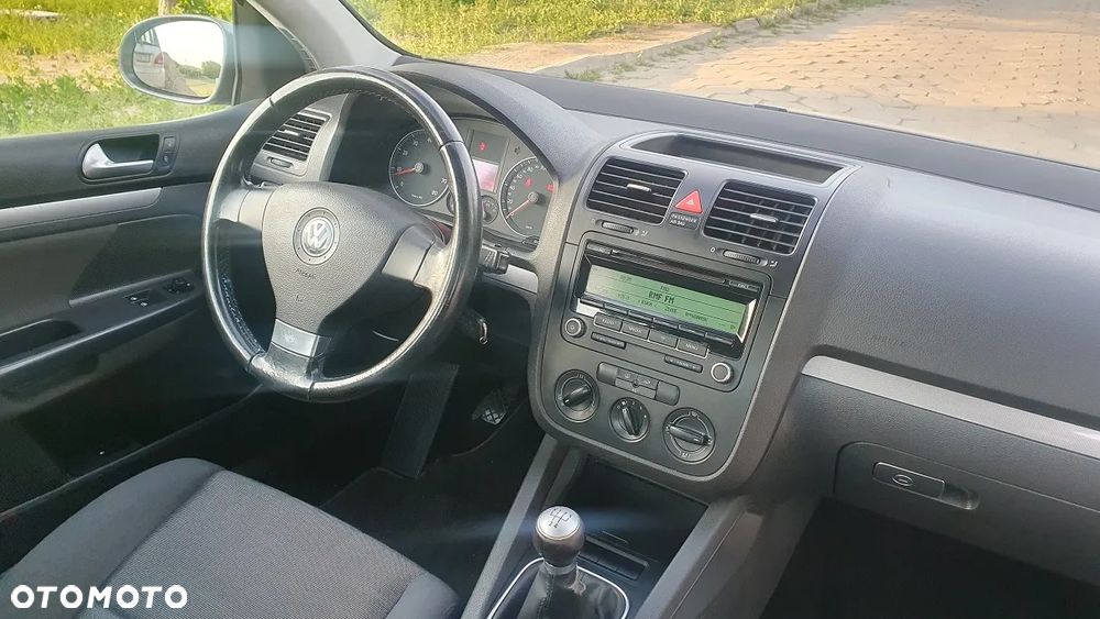 Volkswagen Golf - 9