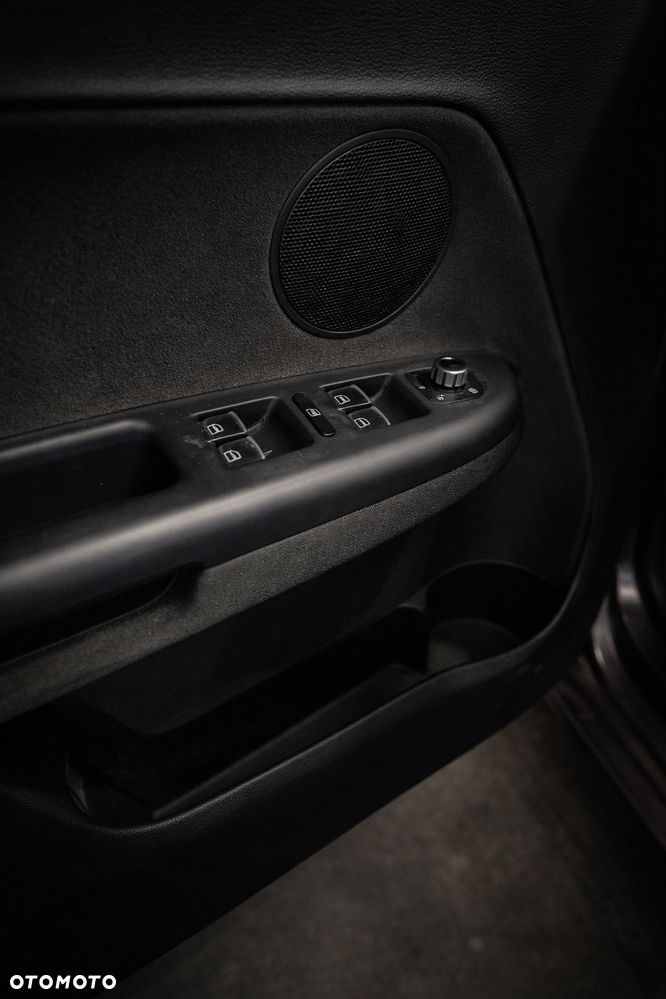 Volkswagen Golf Plus 1.2 TSI BlueMotion Technology Style - 19