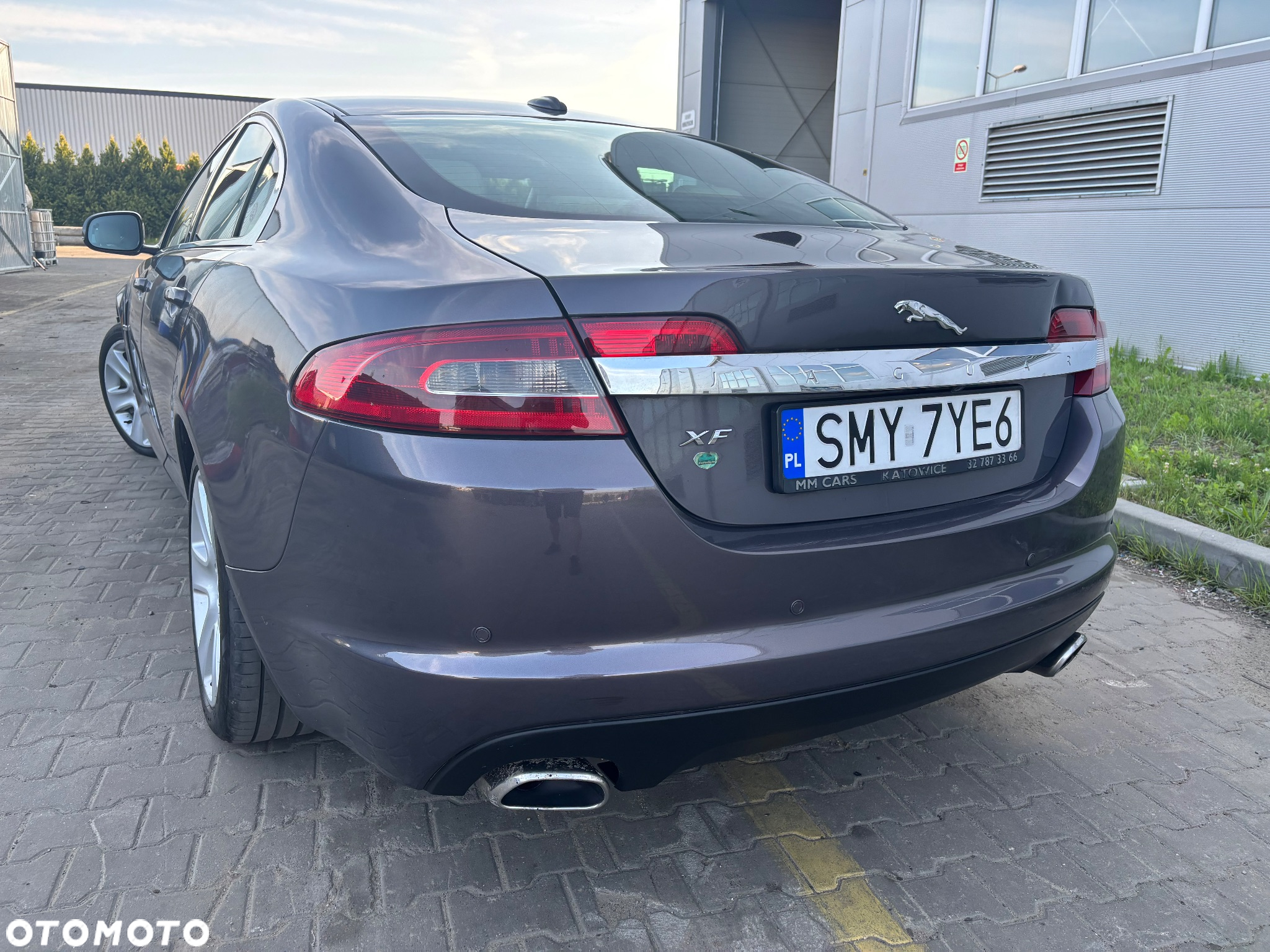 Jaguar XF 3.0 V6 D Premium Luxury - 16