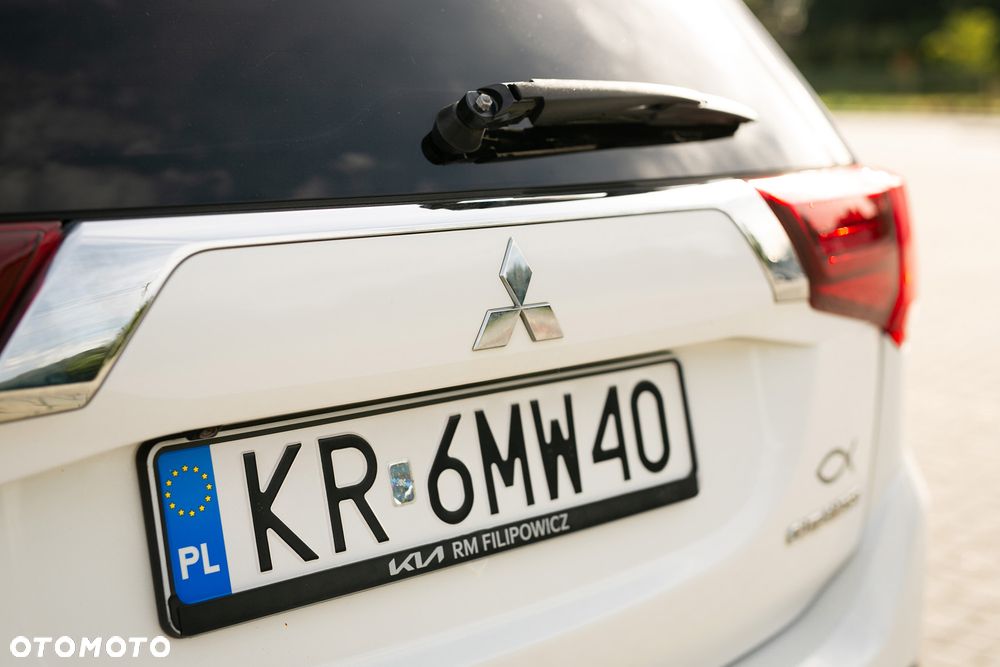 Mitsubishi Outlander 2.2 DID Intense + 4WD - 19