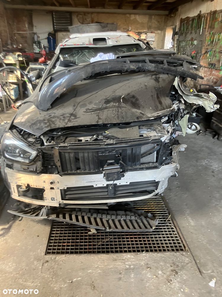 Mercedes-Benz Klasa C 220 d 9G-TRONIC AMG Line - 5