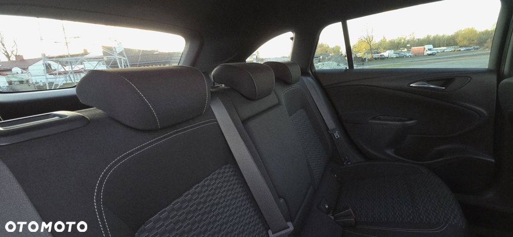 Opel Astra 1.6 D Start/Stop Automatik Innovation - 10