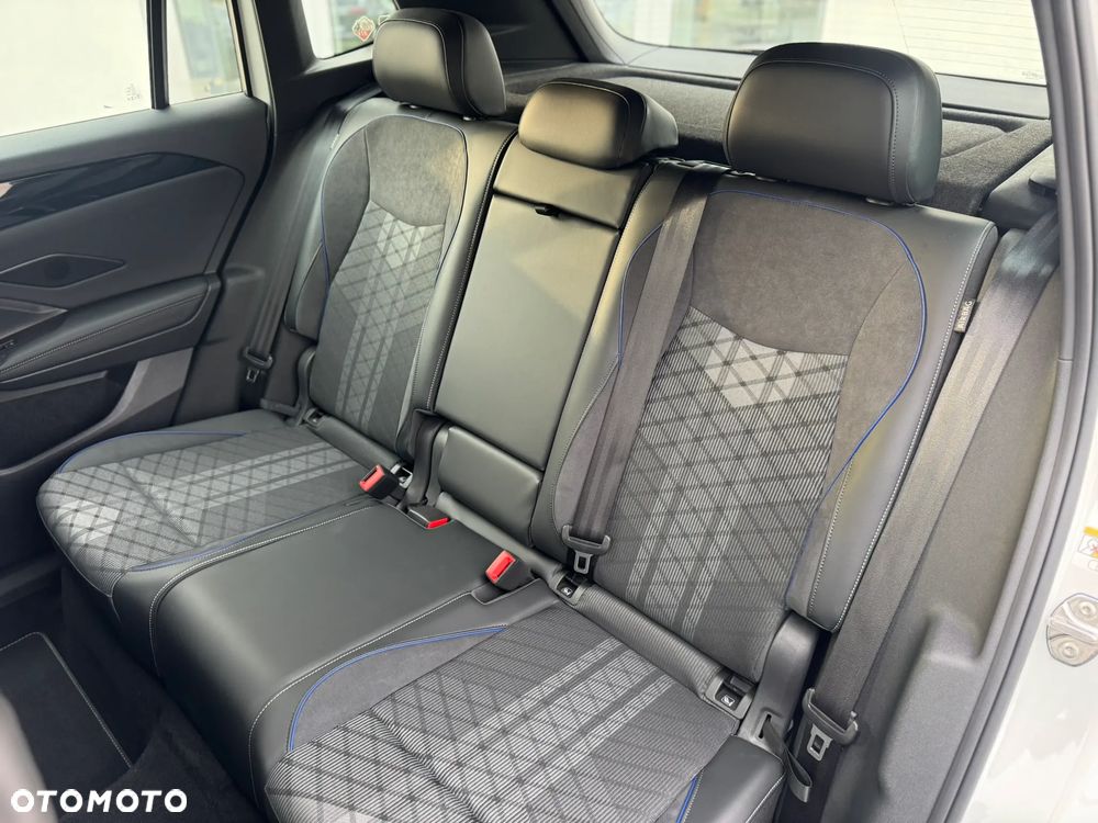 Volkswagen Tiguan 2.0 TDI 4Mot R-Line DSG - 23