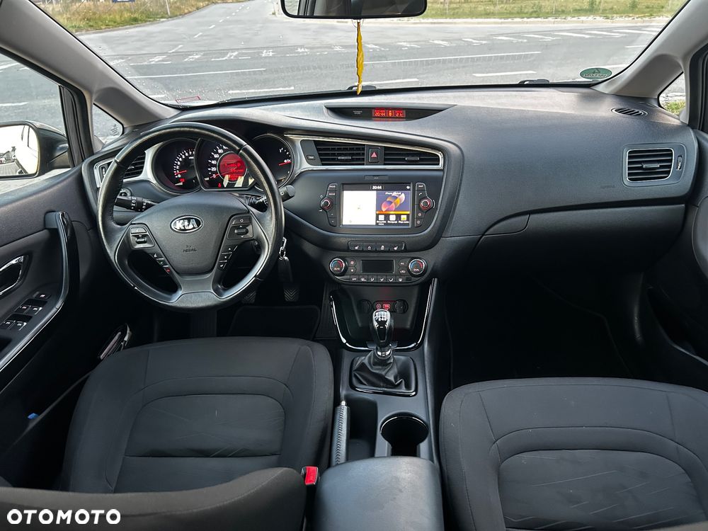 Kia Ceed 1.6 GDI Edition 7 - 16