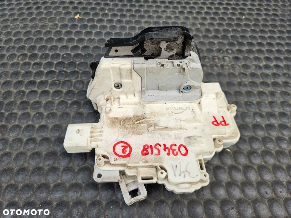 Zamek Drzwi 4F1837015 4F1837016 Rygiel Lewy Prawy Przod Przedni Europa Audi A6 C6 A3 8P - 25