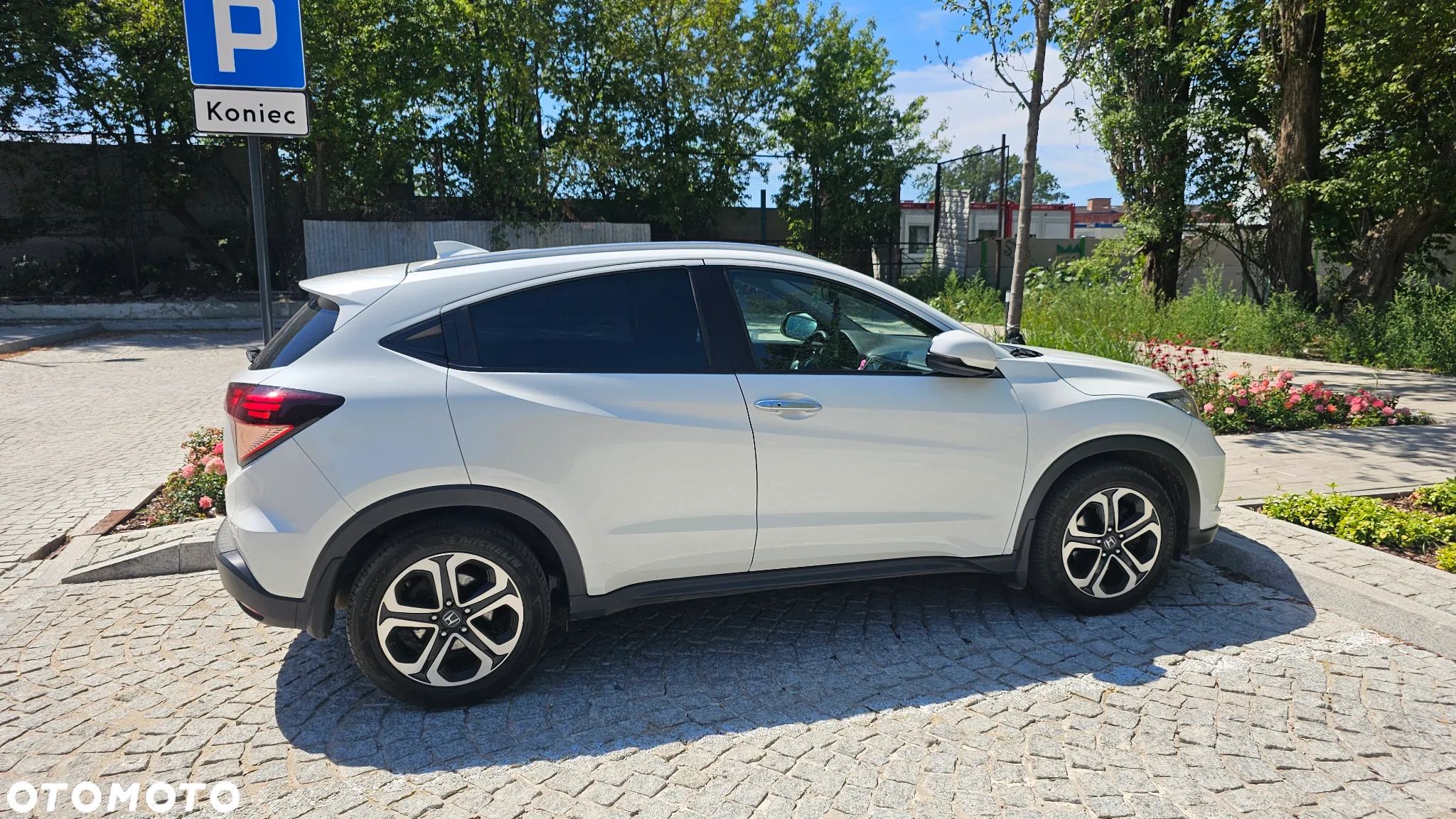Honda HR-V 1.5 Executive (ADAS) CVT - 1