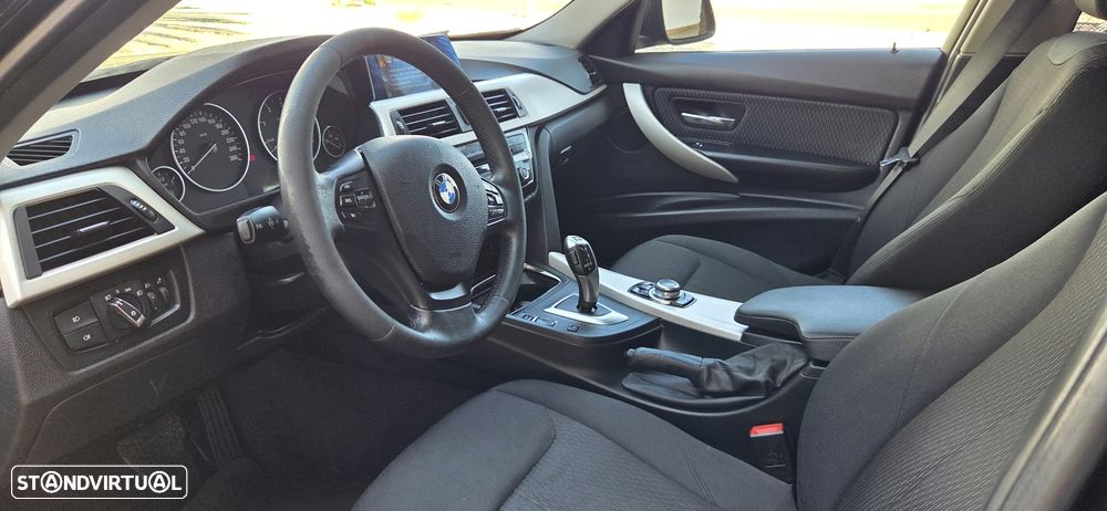 BMW 320 d xDrive Auto - 14
