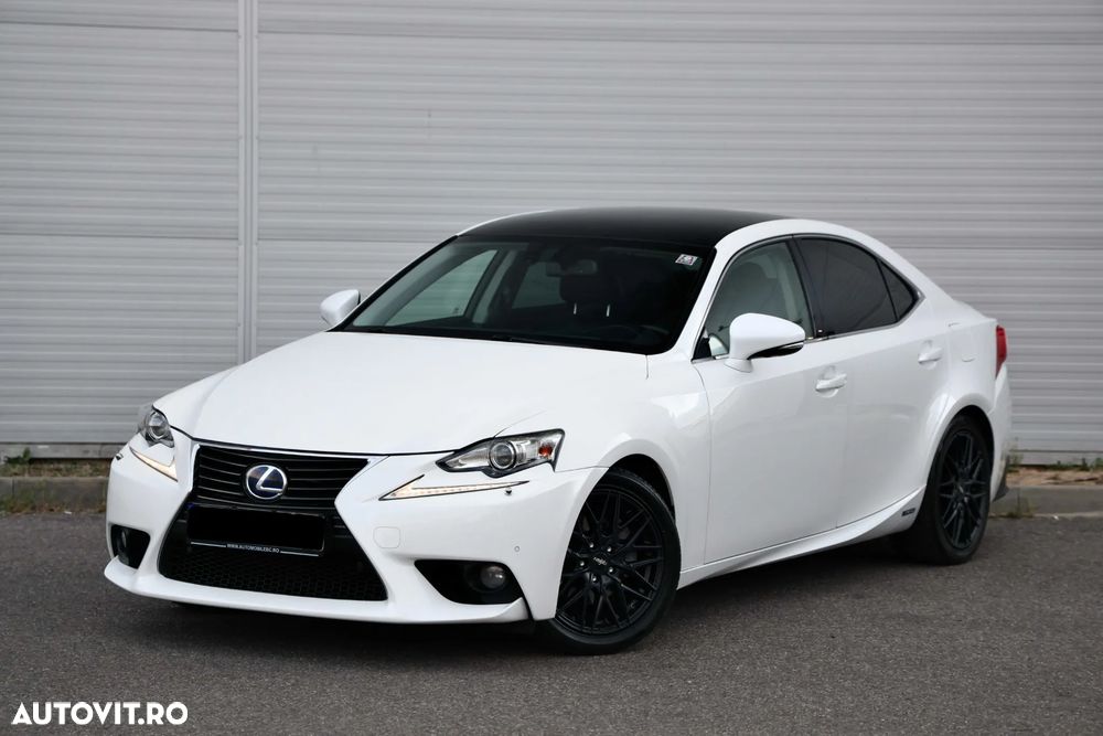 Lexus Seria IS 300h Aut. Executive - 10