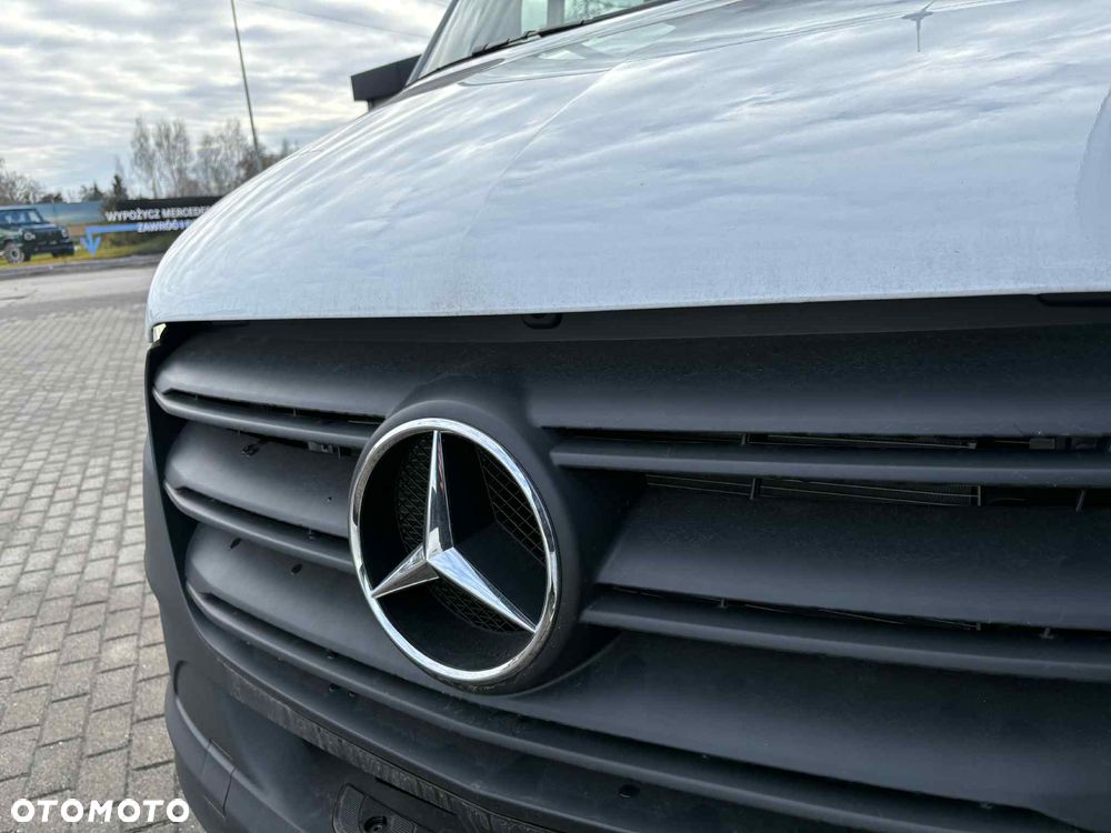 Mercedes-Benz Sprinter - 8