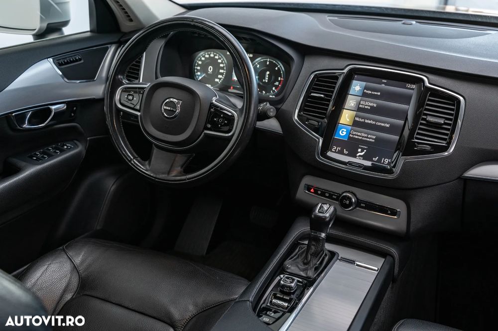 Volvo XC 90 D5 AWD Geartronic Momentum - 15