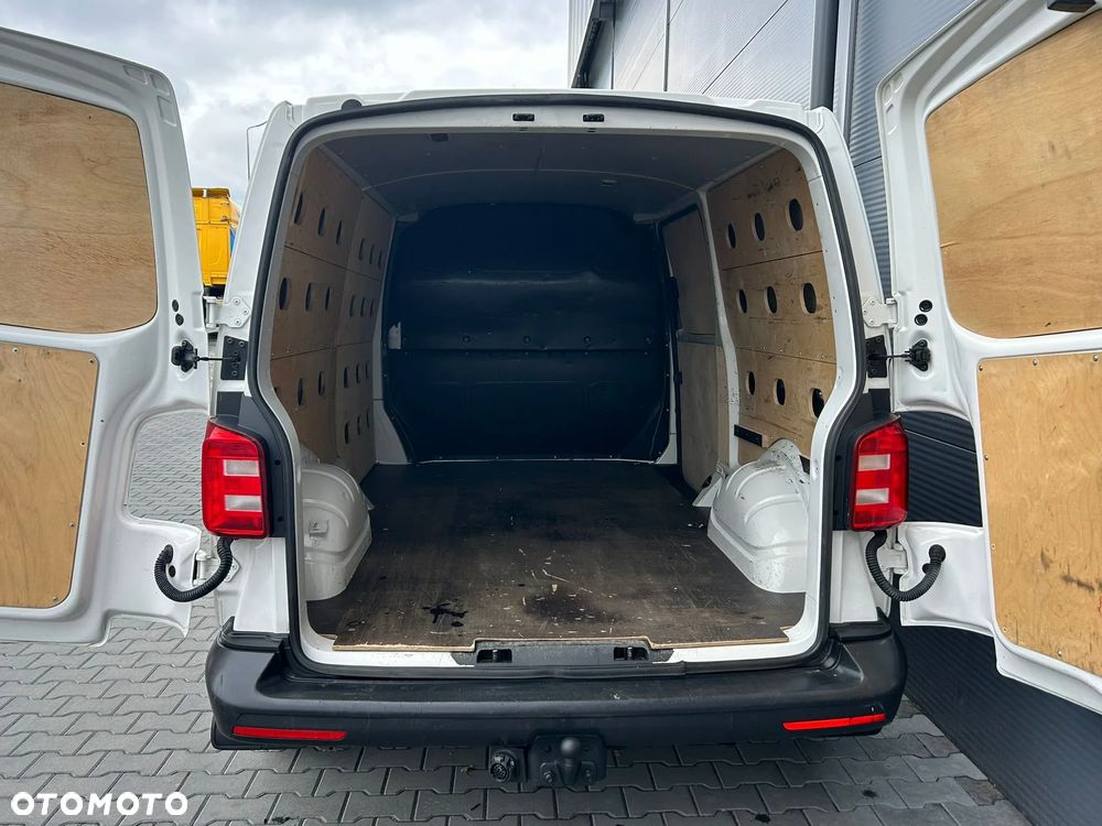 Volkswagen Transporter T6 Lift L2H1 Long 2.0 TDI 150KM **200tyś. km.**Klima**3 osobowy**2017R** - 9