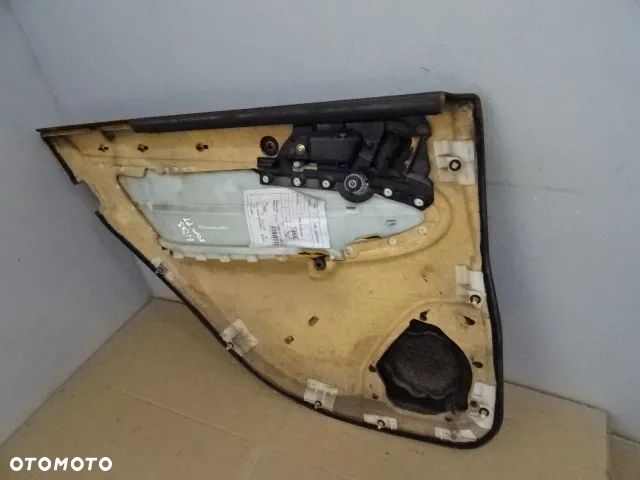 BOCZEK BOCZKI DRZWI TYŁ MERCEDES W203 KOMBI NR296 - 5