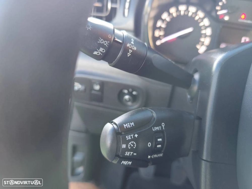 Citroën C3 1.2 PureTech Feel - 27