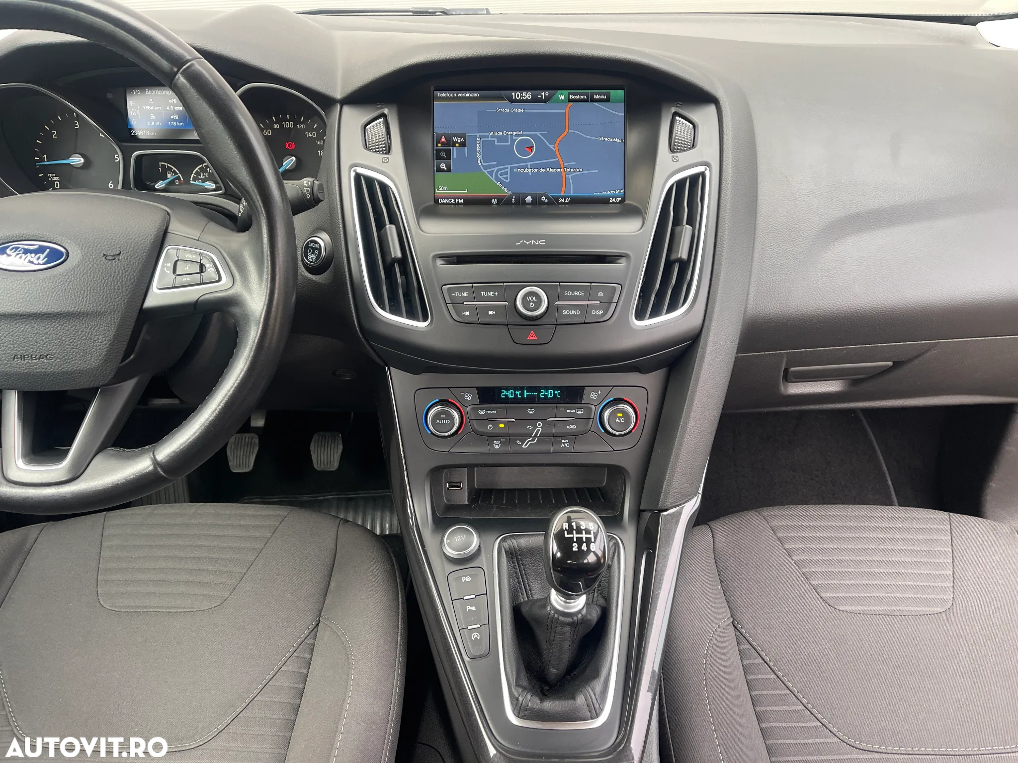 Ford Focus 1.5 EcoBlue Start-Stopp-System TITANIUM - 34