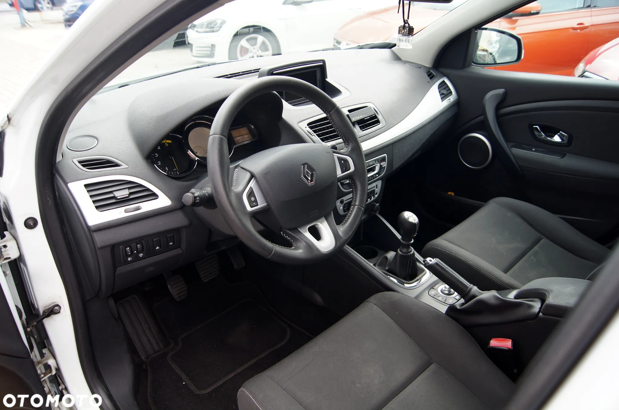 Renault Megane 1.5 dCi Business - 7