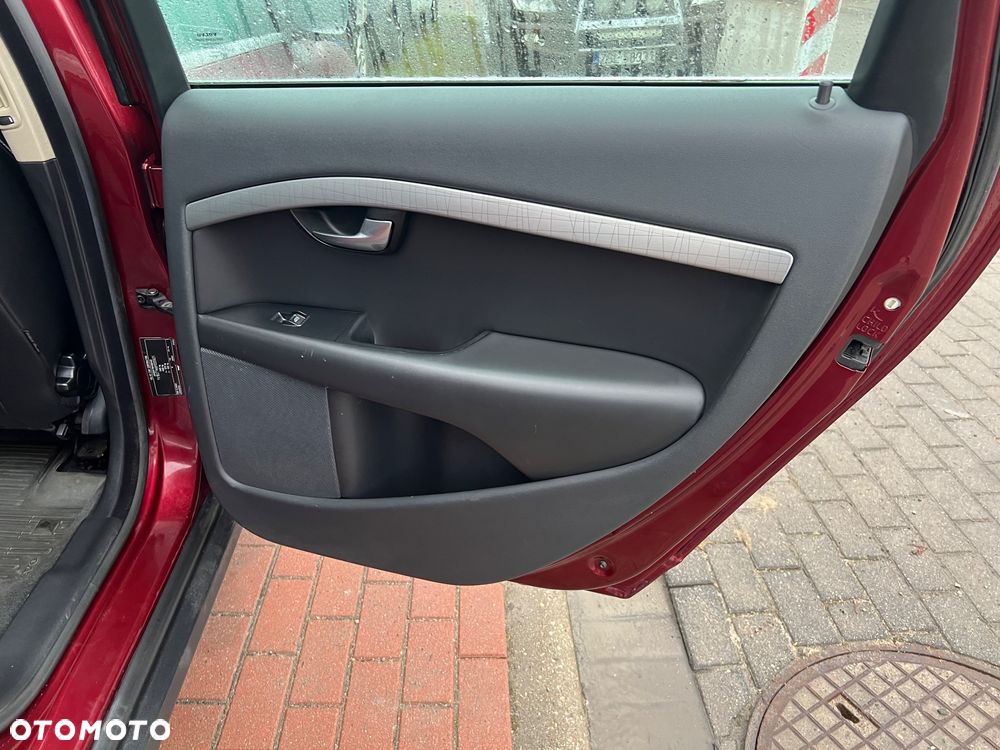 Volvo XC 70 D5 AWD Summum - 21