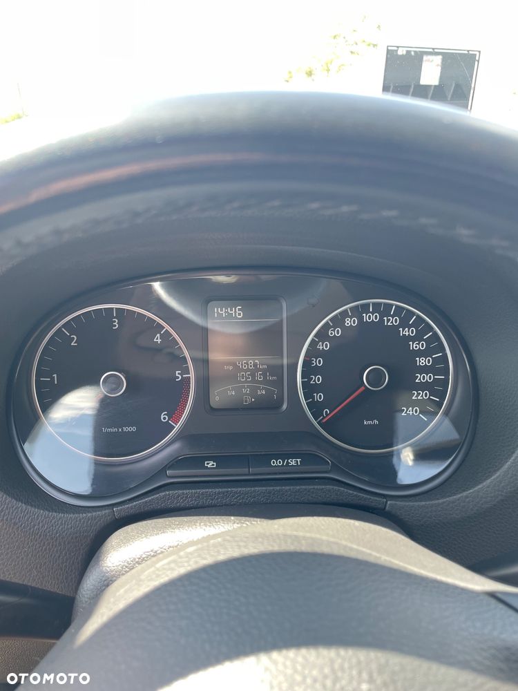 Volkswagen Polo - 13