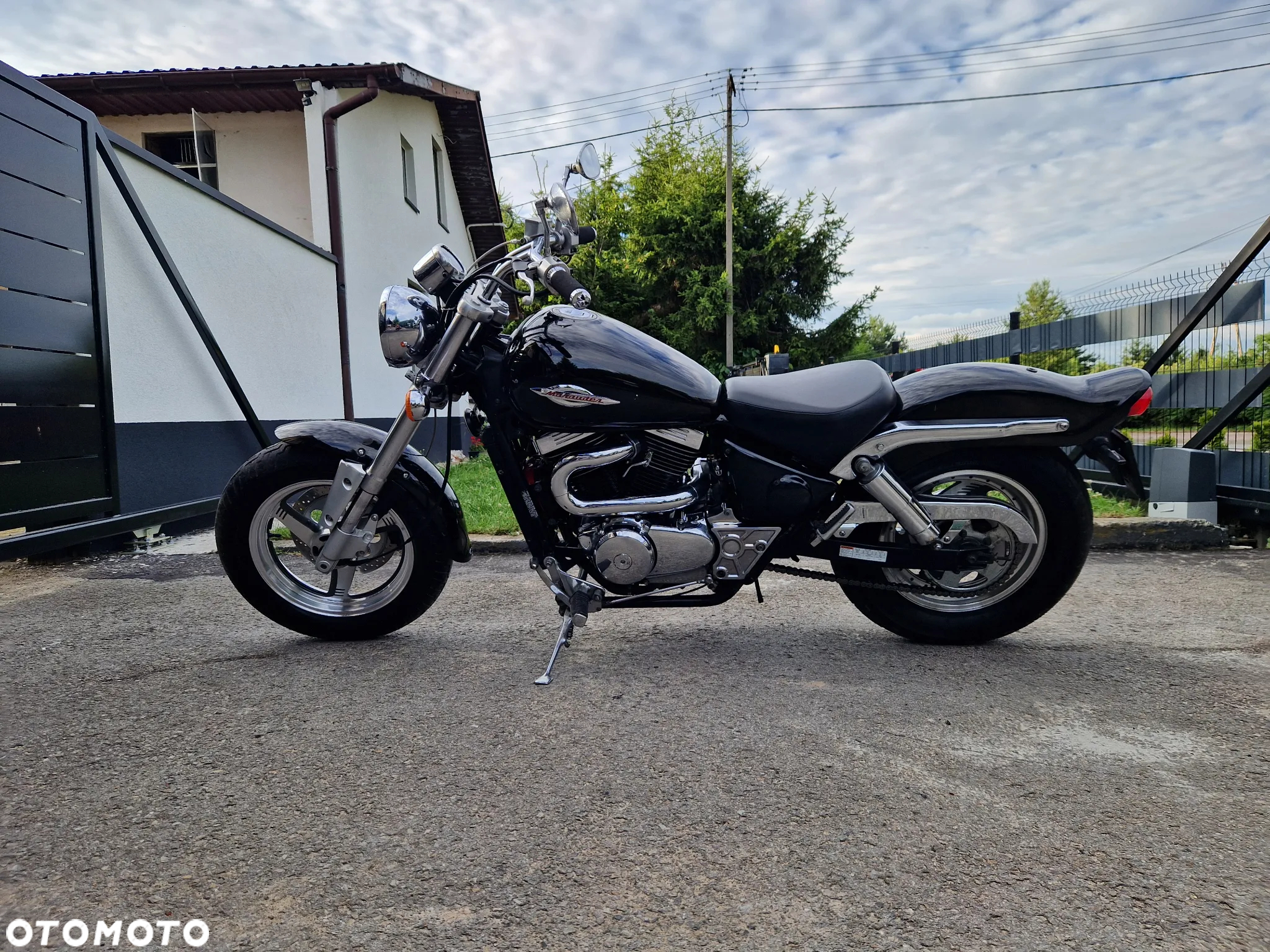 Suzuki Marauder - 2