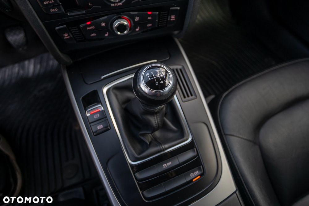 Audi A4 Avant 2.0 TDI DPF Attraction - 22