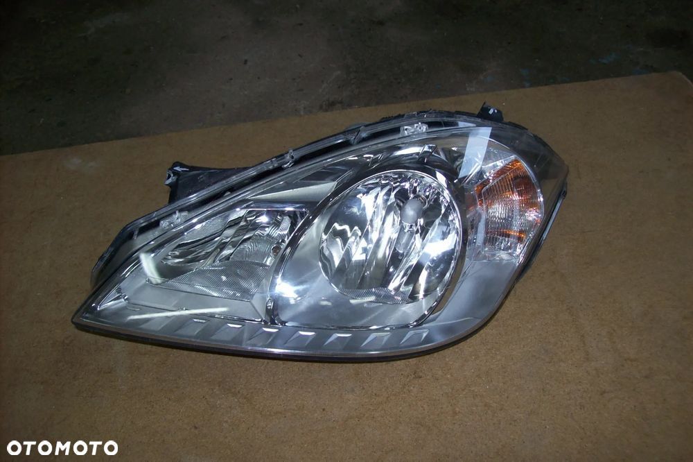 lampa przednia lewa mercedes w169 - 1