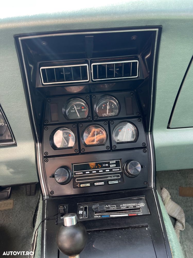 Chevrolet Corvette - 10