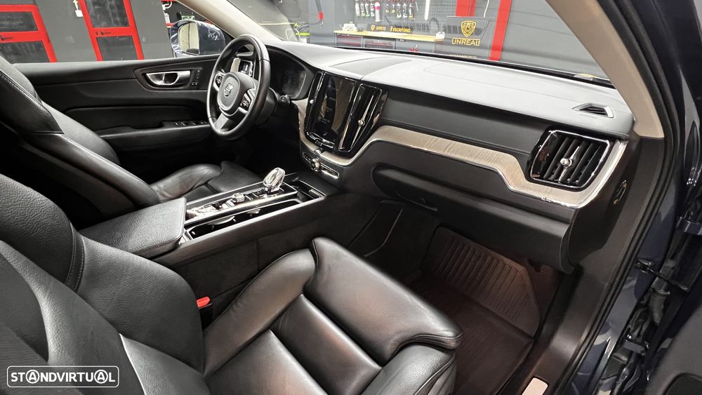 Volvo XC 60 2.0 T6 PHEV Inscription Expression AWD - 6