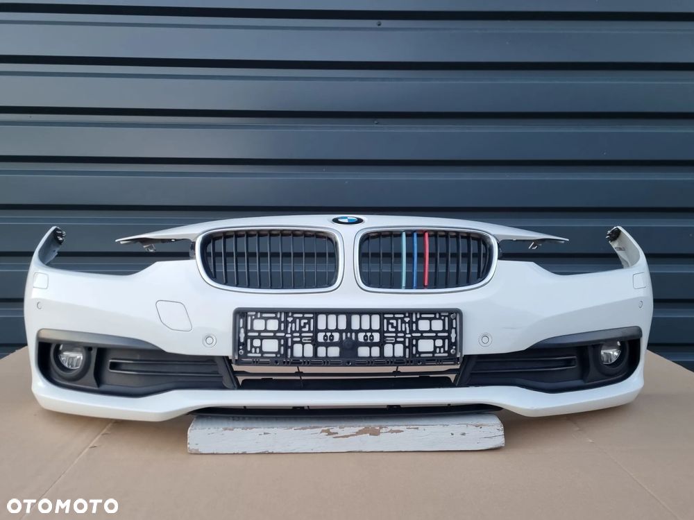 BMW 3 F30 F31 LCI 2015- Zderzak przód oryginał MG054 - 1