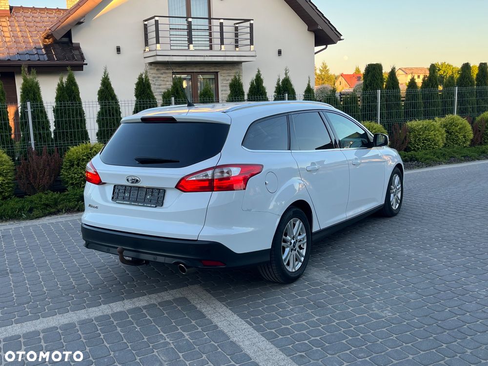 Ford Focus - 8