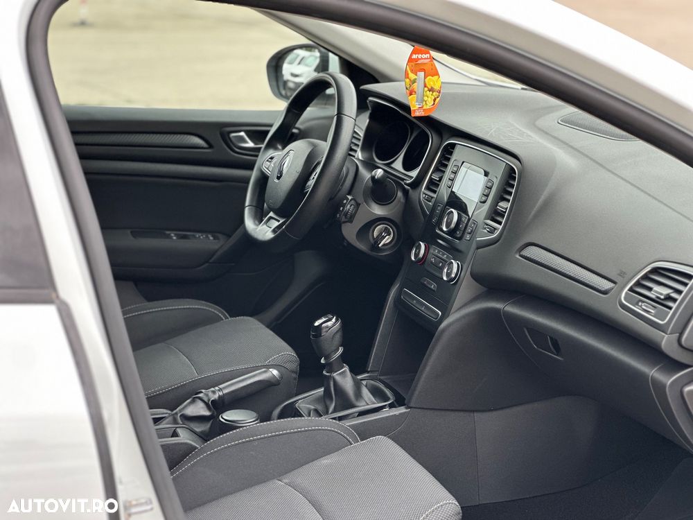 Renault Megane - 7