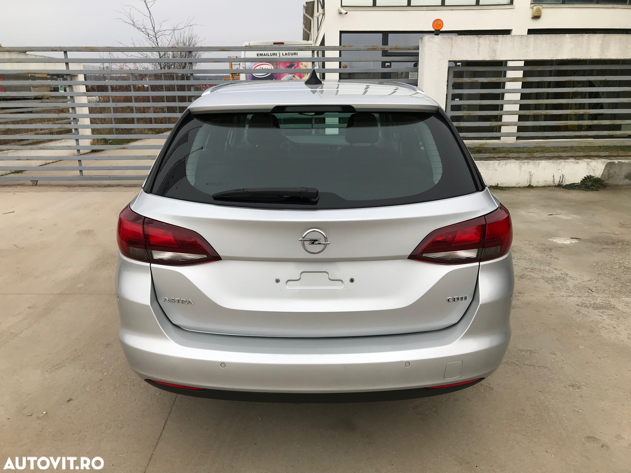 Opel Astra 1.6 D Start/Stop Automatik Sports Tourer Edition - 10