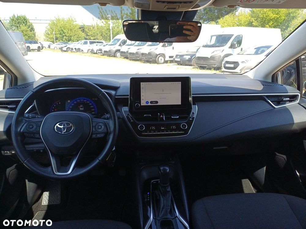 Toyota Corolla - 11